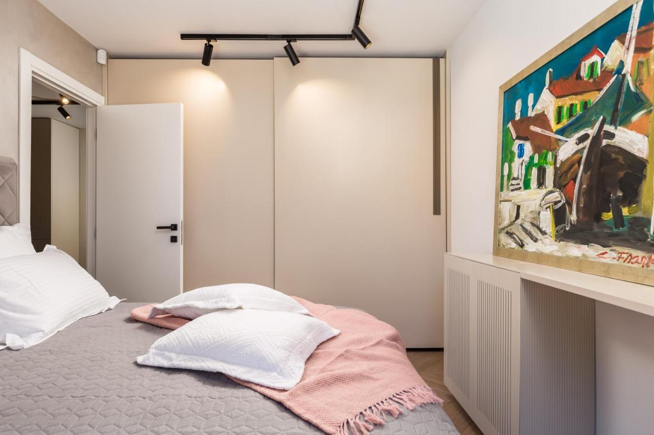 Abau Residence Apartment- 50M To The Sea Опатия Экстерьер фото